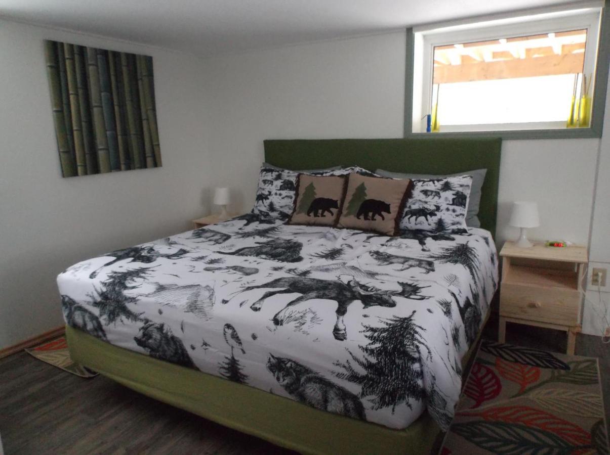 Bed And Breakfast Comfy & Cozy Huntsville Exteriér fotografie